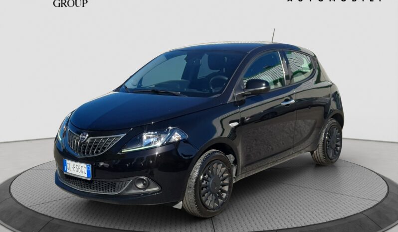LANCIA YPSILON Hybrid